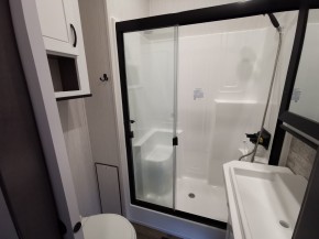 Cedar Creek 385 TH Toyhauler Heckgarage 12,5 Meter