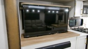 Primetime Crusader 305RLP 10,6 Meter