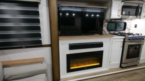 Primetime Crusader 305RLP 10,6 Meter